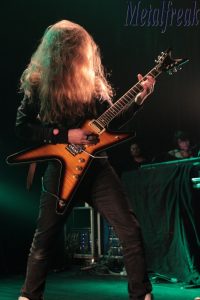 rising-steel-02-copier