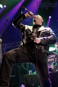 rising-steel-09-copier