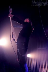 rising-steel-15-copier