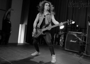 Now Or Never 01 (Copier)