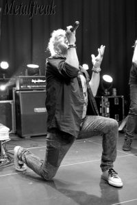 Now Or Never 11 (Copier)