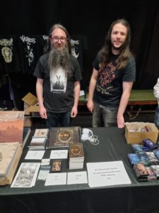 Adrien Svartasmetal (à droite) et Vince le Souriant