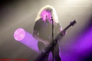 While my guitares gently weeps