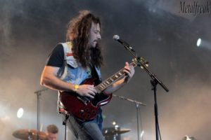 18 Black Rainbows 03 (Copier)