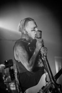 Porno Graphic Messiah.Stockfish.26.09.2025-09