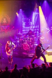 Porno Graphic Messiah.Stockfish.26.09.2025-13