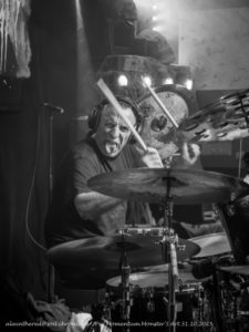 PER MOMENTUM.31.10.2025.Monster'S-23