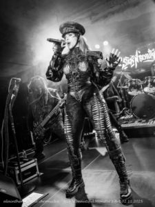 Sick N' Beautiful.02.11.2025.Monster'S-55